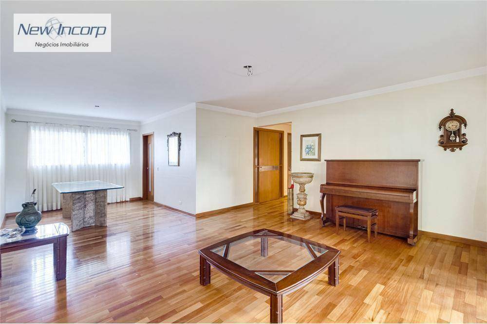 Apartamento à venda com 4 quartos, 187m² - Foto 7