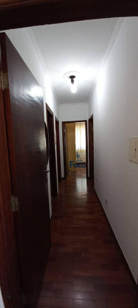 Apartamento à venda com 3 quartos, 97m² - Foto 4