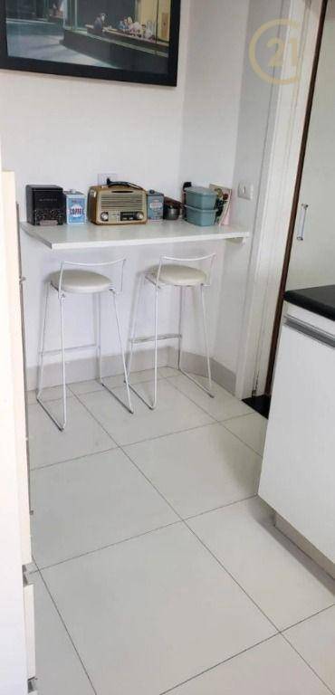 Apartamento à venda com 2 quartos, 138m² - Foto 28