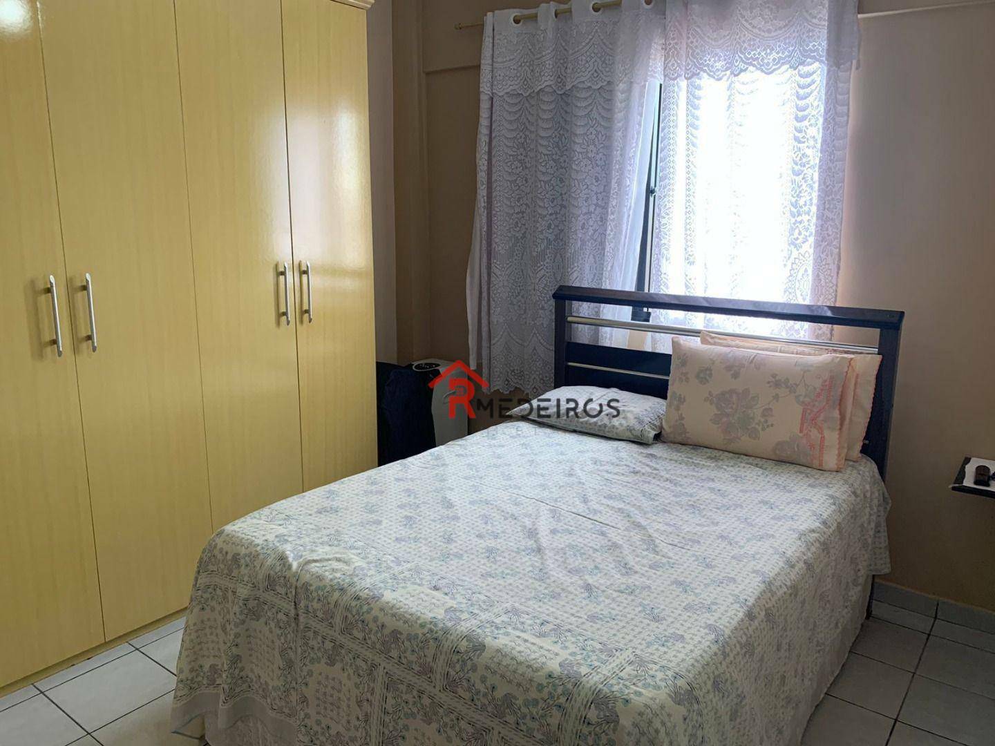 Apartamento à venda com 2 quartos, 75m² - Foto 14