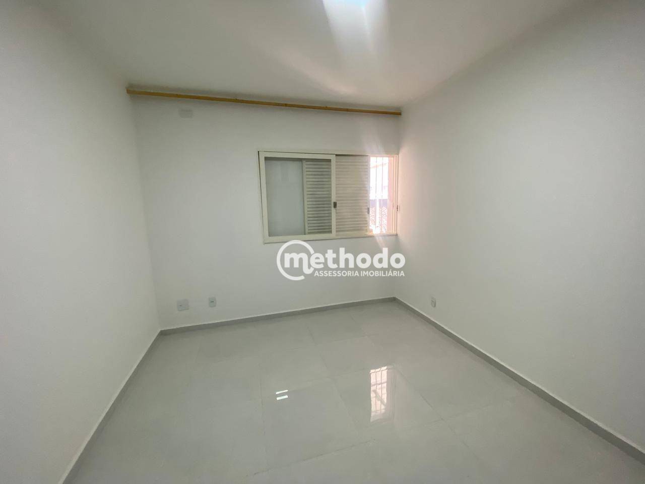 Casa para alugar com 4 quartos, 244m² - Foto 13