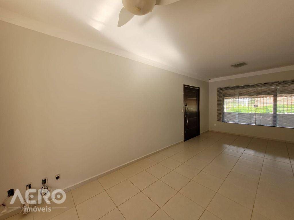 Casa à venda com 4 quartos, 414m² - Foto 8