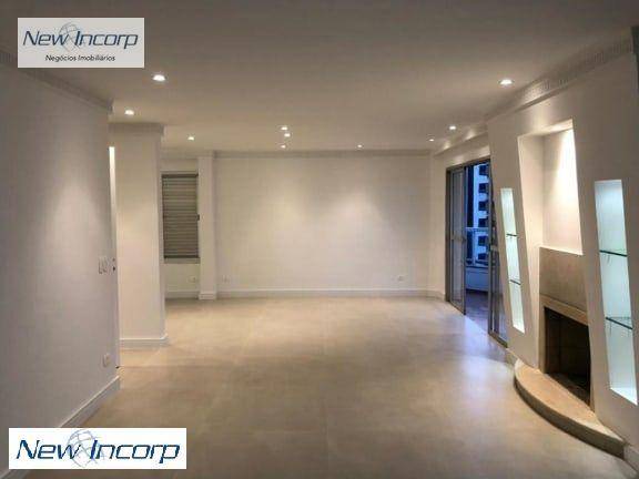 Apartamento à venda com 3 quartos, 195m² - Foto 1