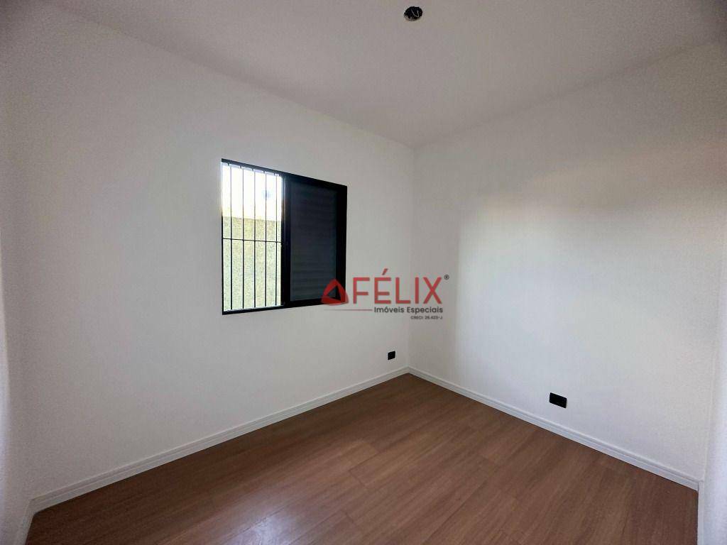 Casa à venda com 3 quartos, 83m² - Foto 15