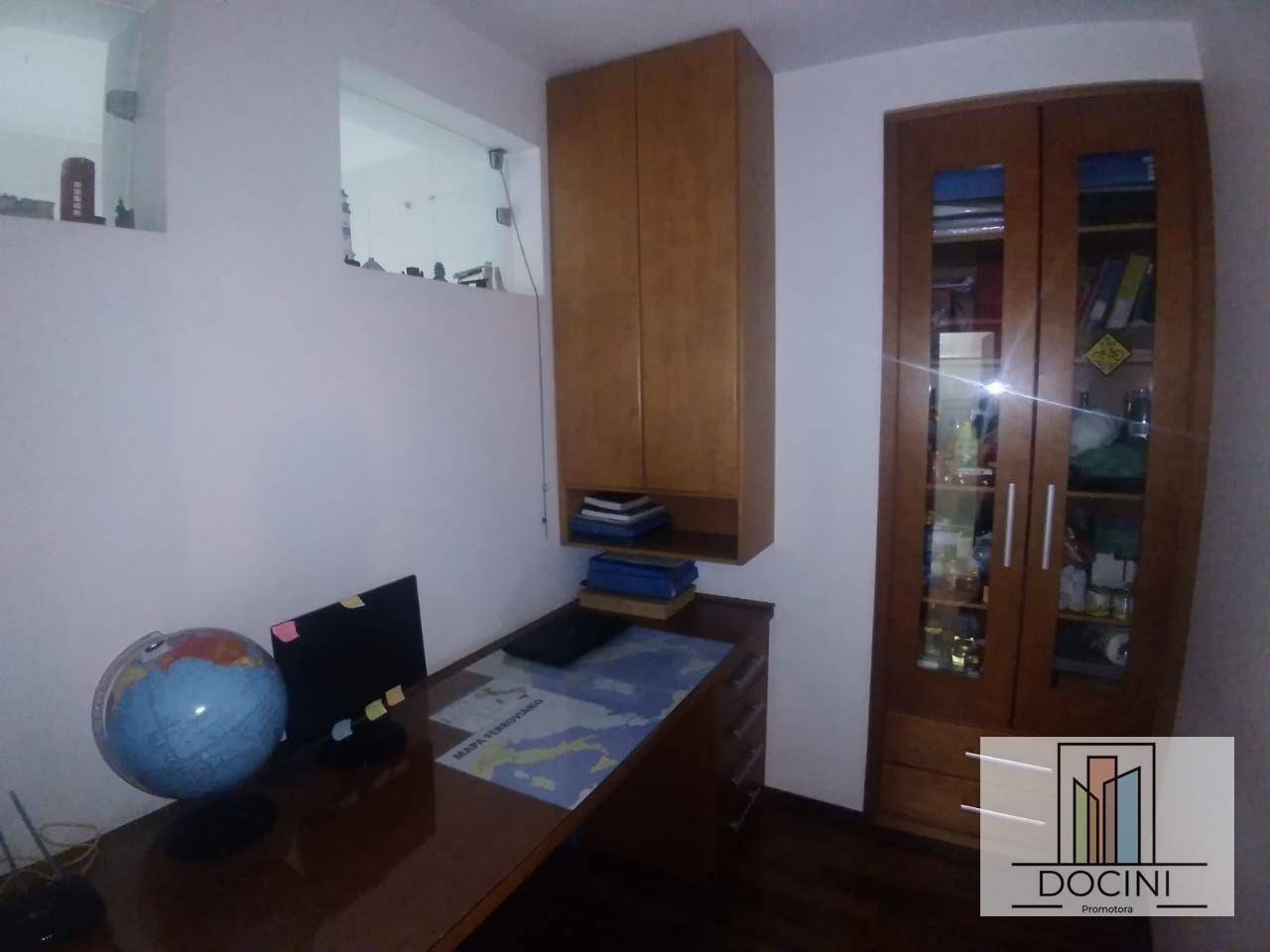 Casa para alugar com 3 quartos, 360M2 - Foto 19