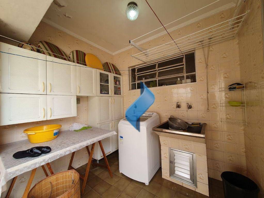 Casa à venda e aluguel com 3 quartos, 328m² - Foto 38