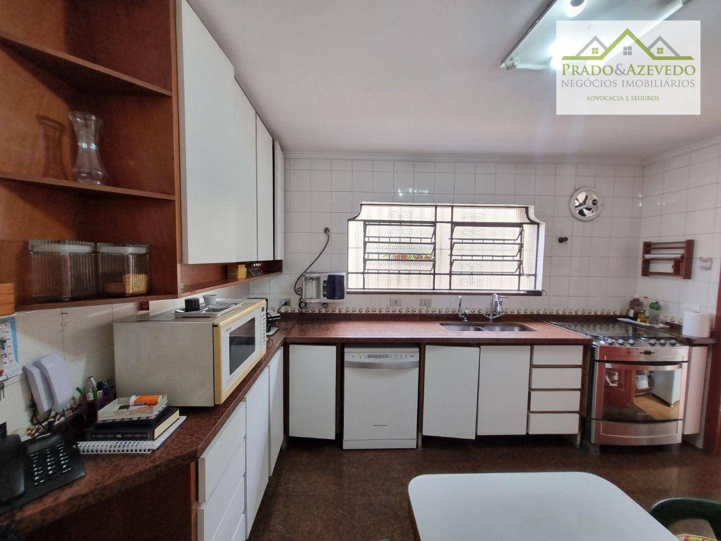 Casa à venda com 4 quartos, 140m² - Foto 8