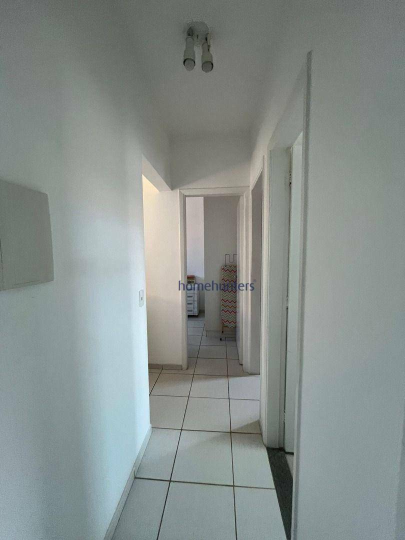 Apartamento à venda com 2 quartos, 50m² - Foto 9