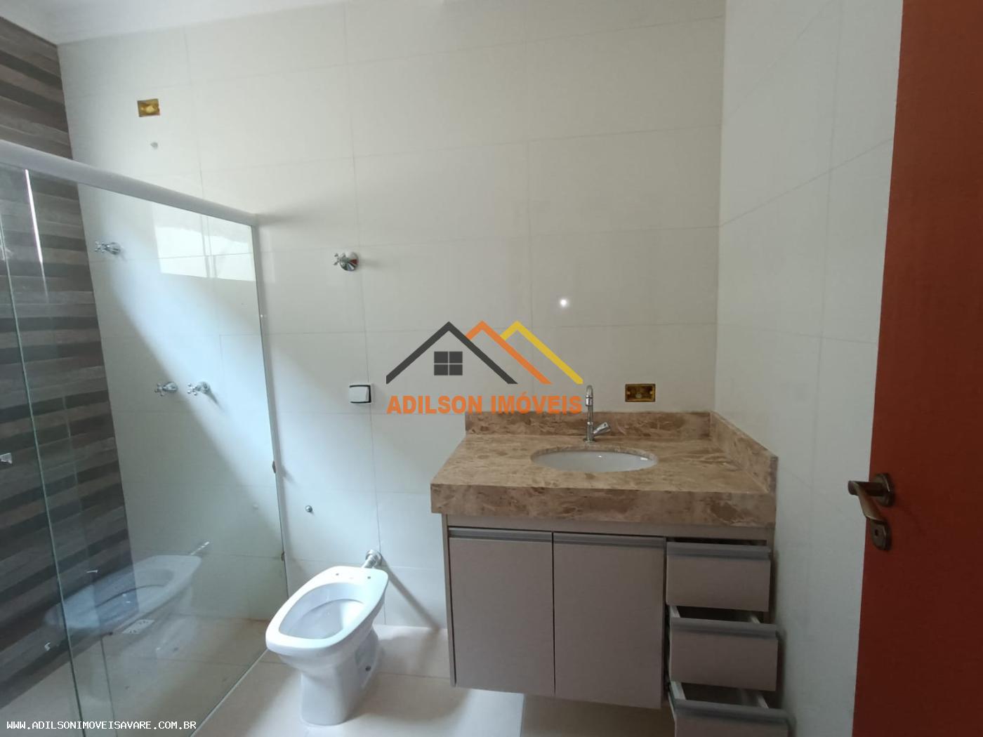 Casa à venda com 3 quartos, 300m² - Foto 16