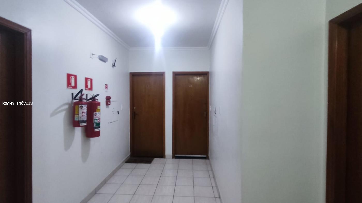 Apartamento à venda com 2 quartos, 76m² - Foto 25