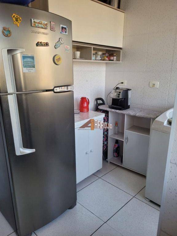 Apartamento à venda com 2 quartos, 57m² - Foto 8