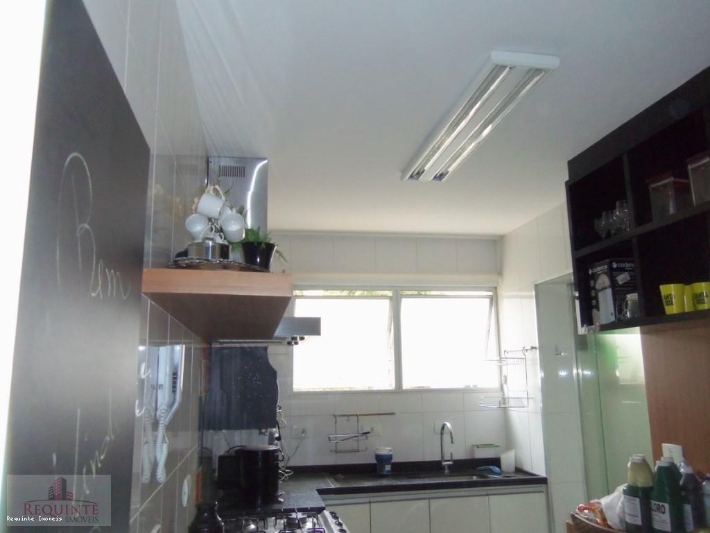 Apartamento para alugar com 2 quartos, 62m² - Foto 23