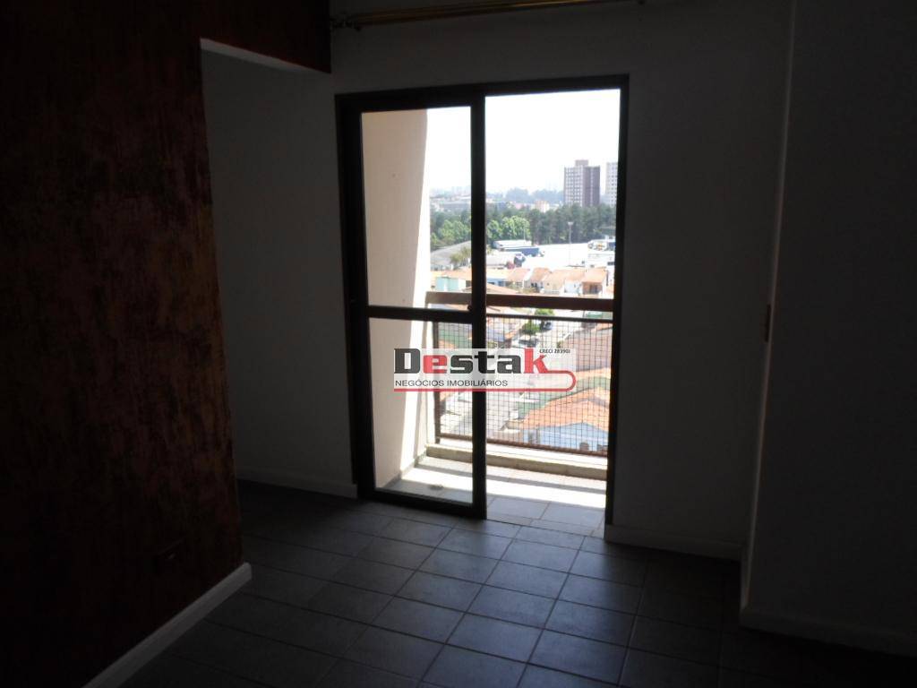 Apartamento à venda com 2 quartos, 64m² - Foto 5