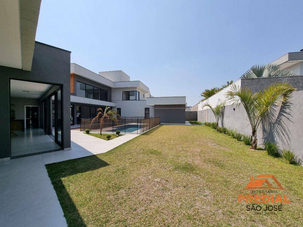 Casa de Condomínio à venda com 4 quartos, 374m² - Foto 23