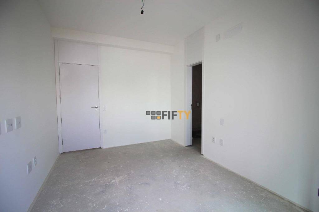 Apartamento à venda com 4 quartos, 275m² - Foto 18