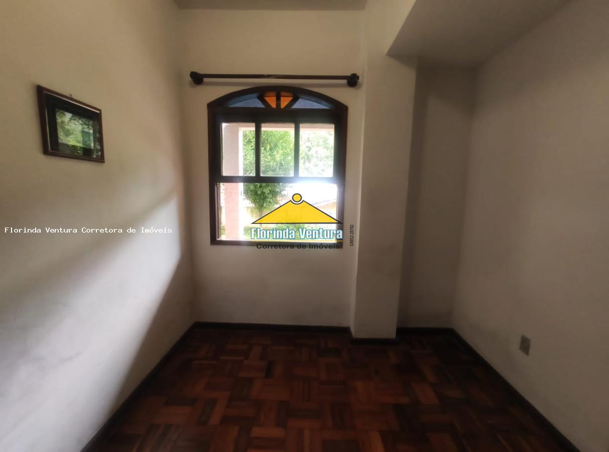 Casa à venda com 4 quartos, 181m² - Foto 10