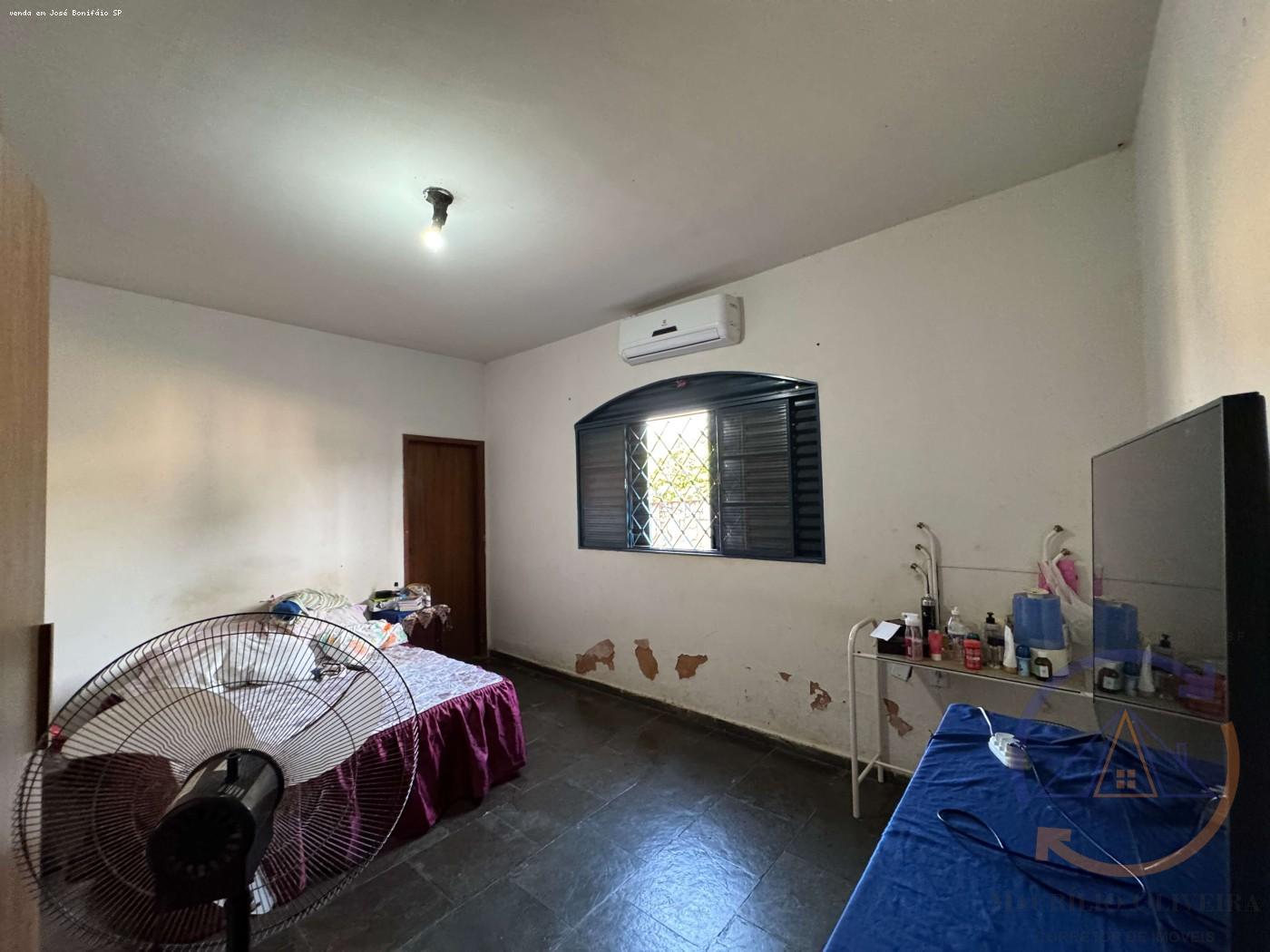 Casa à venda com 3 quartos, 308m² - Foto 14