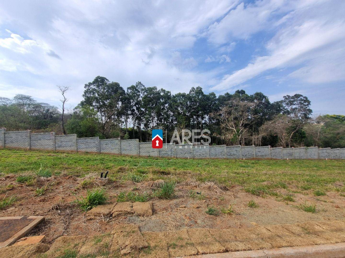 Loteamento e Condomínio, 302 m² - Foto 3