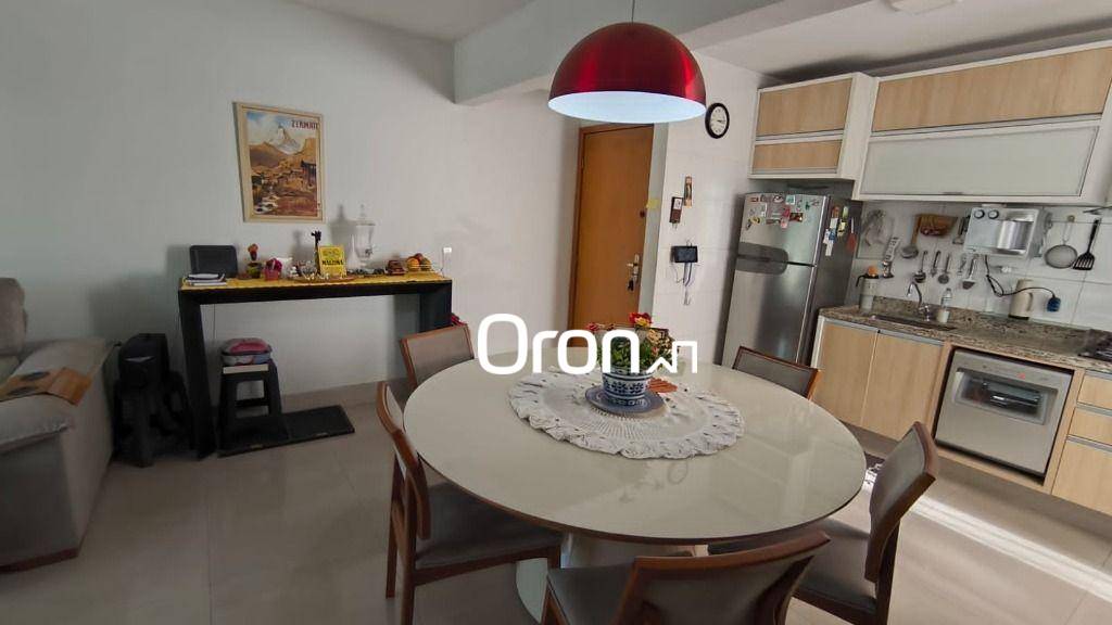 Apartamento à venda com 2 quartos, 67m² - Foto 3