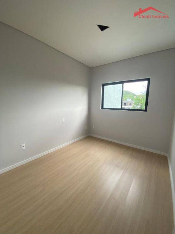 Sobrado à venda com 3 quartos, 203m² - Foto 13