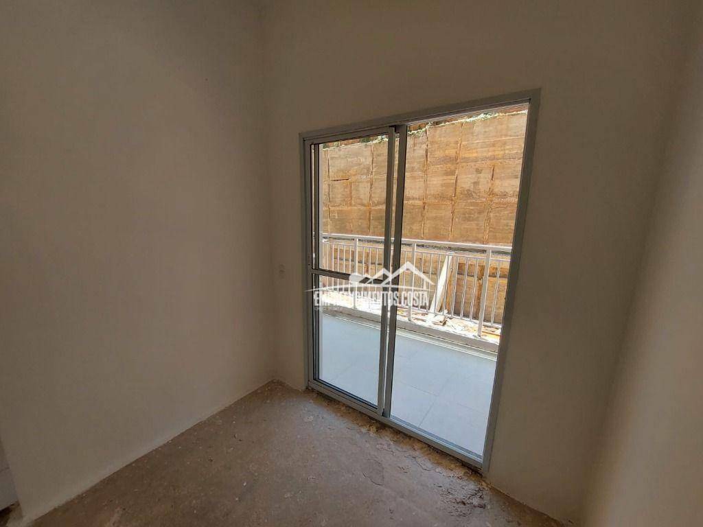 Apartamento à venda com 2 quartos, 56m² - Foto 1