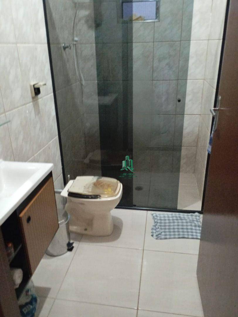 Casa à venda com 3 quartos, 186m² - Foto 8