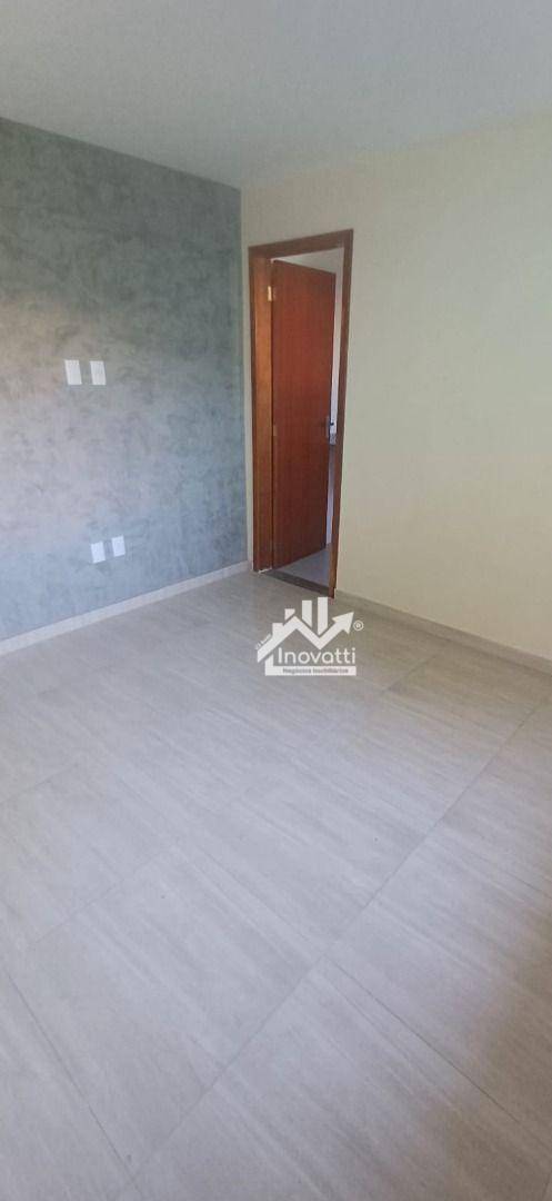 Casa à venda com 2 quartos, 92m² - Foto 12