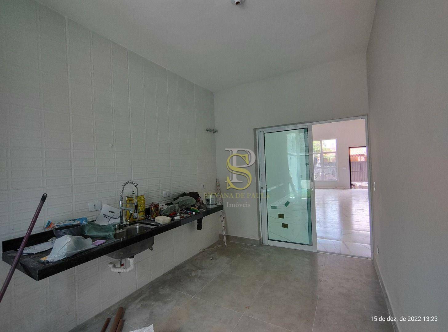 Casa à venda com 3 quartos, 98m² - Foto 19