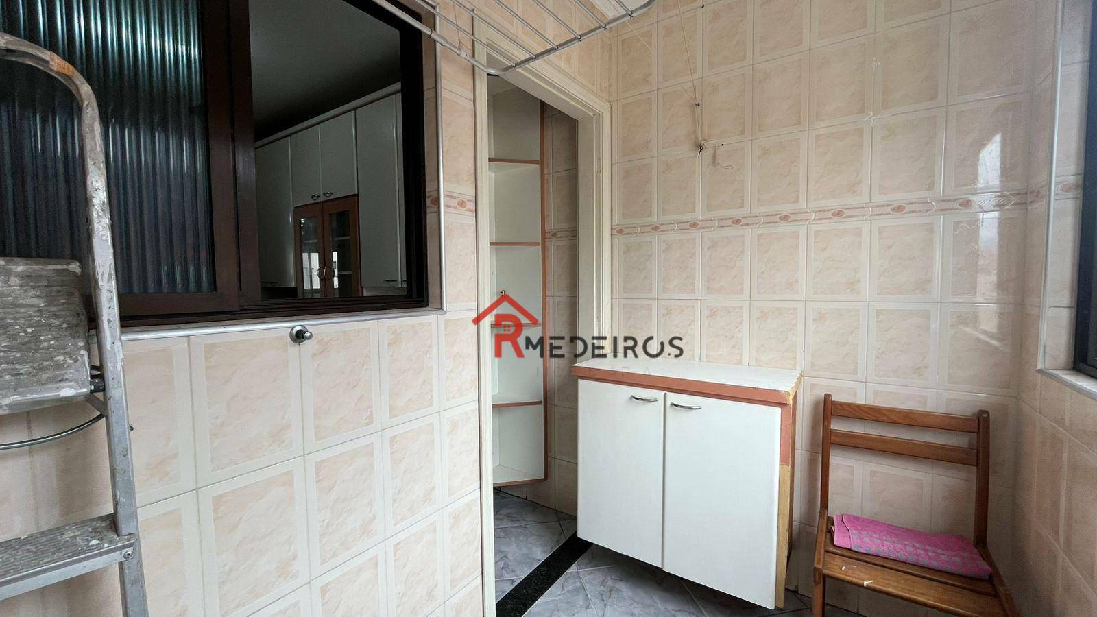 Apartamento para alugar com 2 quartos, 83m² - Foto 13