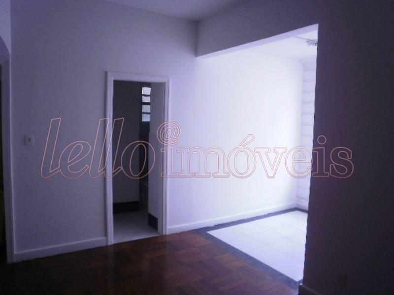 Apartamento para alugar com 2 quartos, 116m² - Foto 12