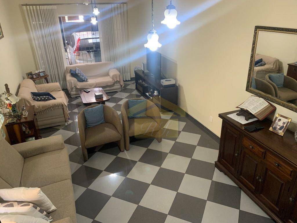 Sobrado à venda com 3 quartos, 222m² - Foto 3