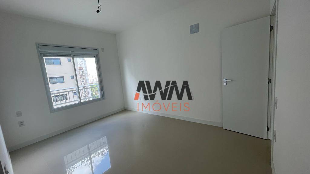 Apartamento à venda com 4 quartos, 264m² - Foto 9