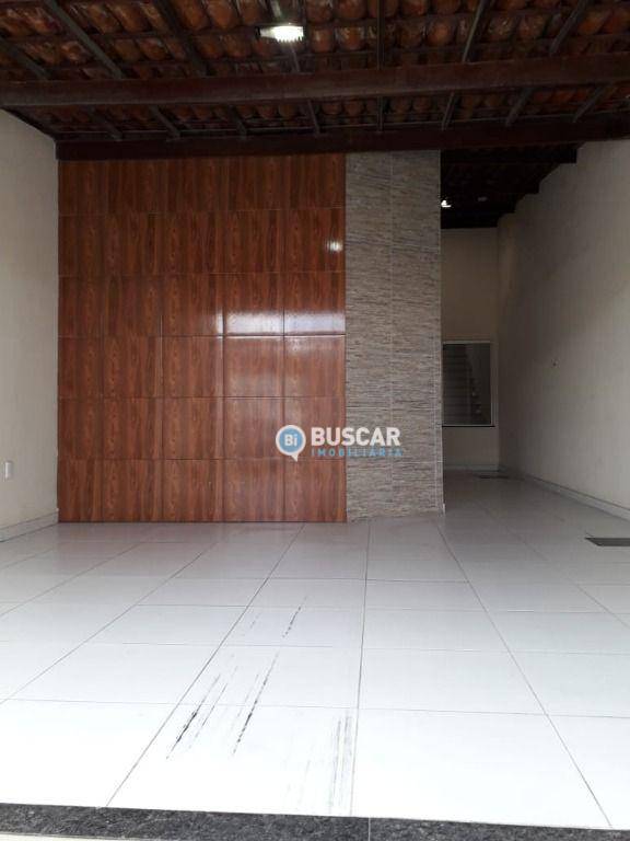 Casa à venda com 3 quartos, 160m² - Foto 2