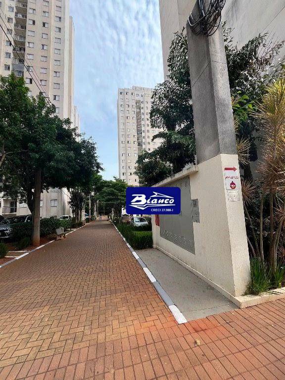Apartamento para alugar com 2 quartos, 43m² - Foto 27