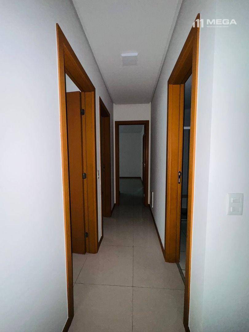 Apartamento à venda com 3 quartos, 110m² - Foto 7