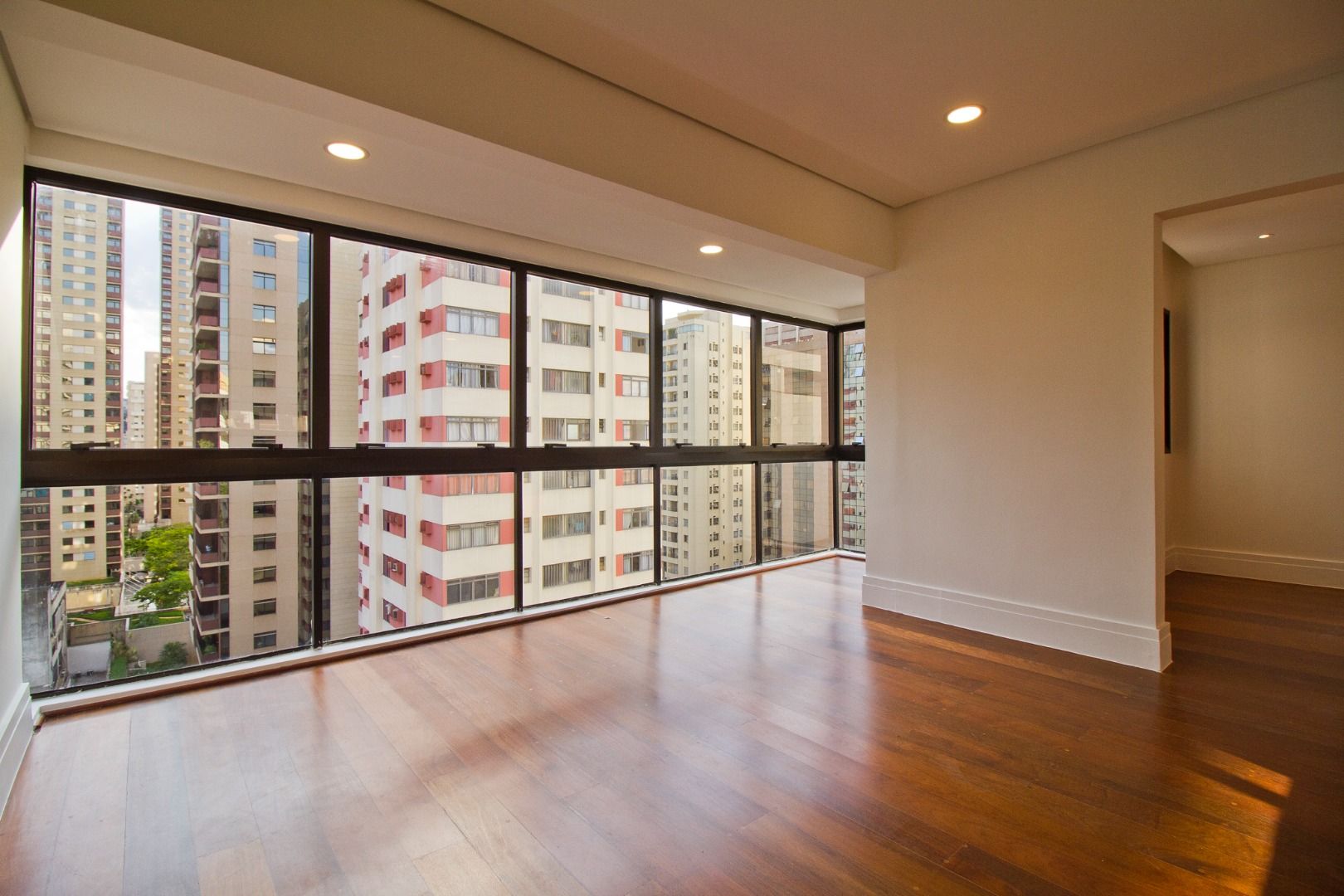 Apartamento à venda com 2 quartos, 103m² - Foto 68