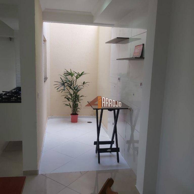 Apartamento à venda com 2 quartos, 41m² - Foto 32