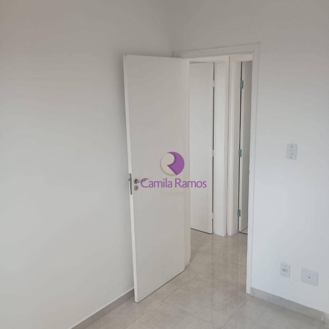 Apartamento para alugar com 3 quartos, 72m² - Foto 13