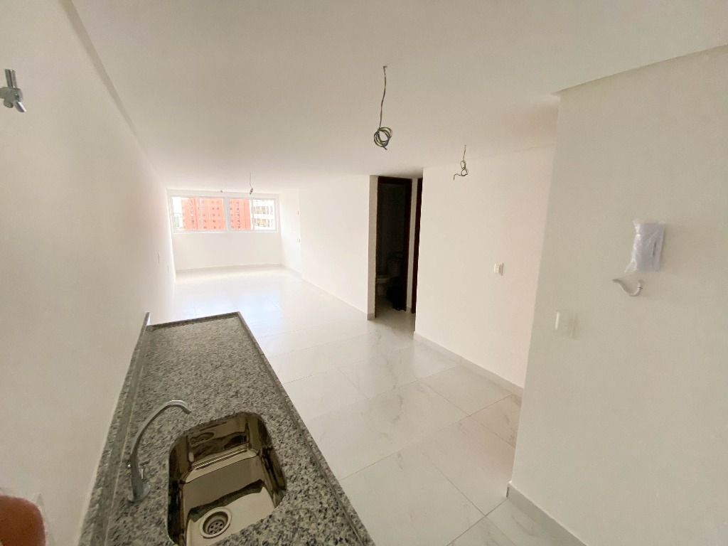 Apartamento à venda com 1 quarto, 49m² - Foto 15