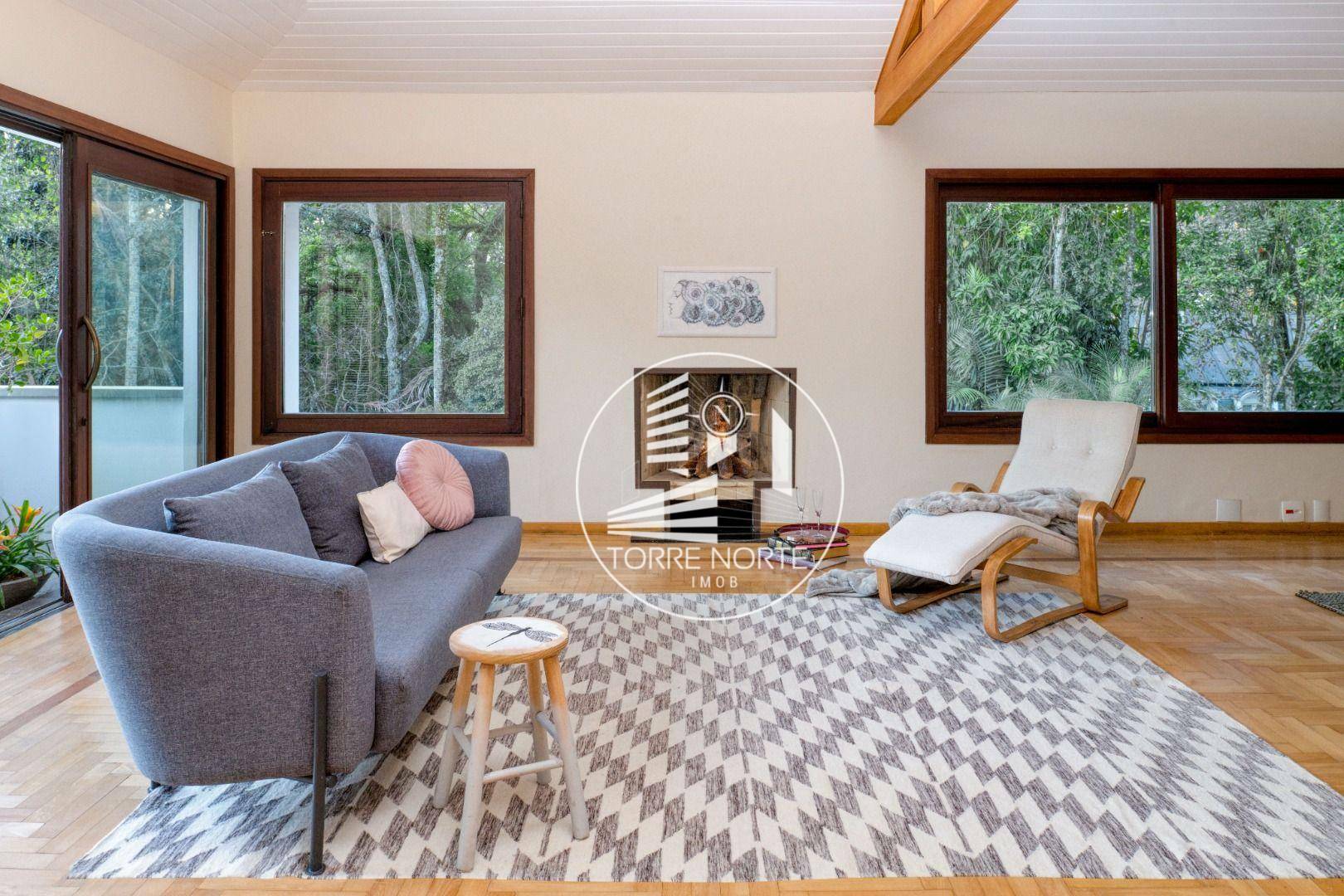 Casa à venda com 5 quartos, 1300m² - Foto 10