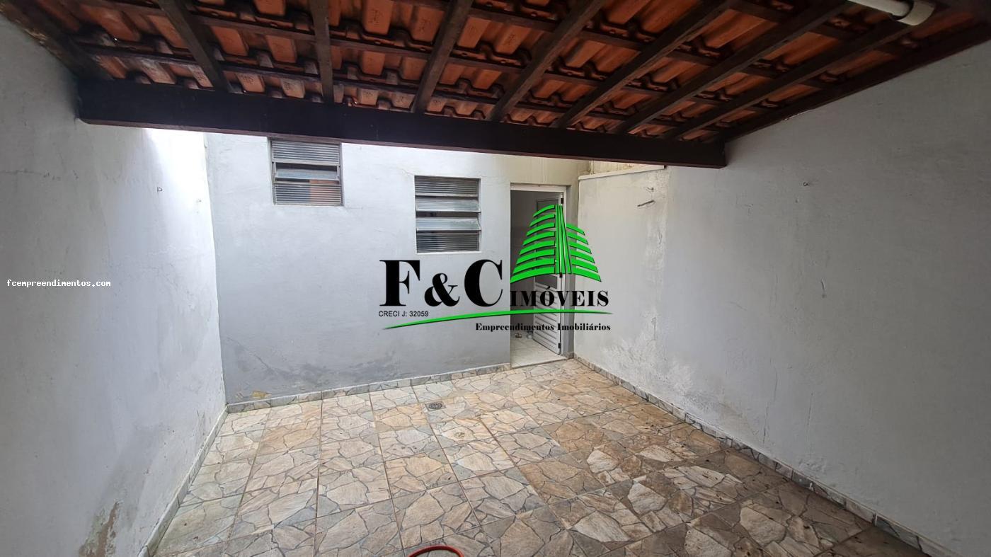 Casa à venda com 1 quarto, 67m² - Foto 18