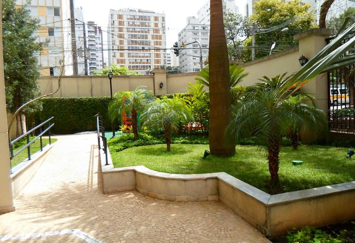 Apartamento à venda com 4 quartos, 142m² - Foto 4