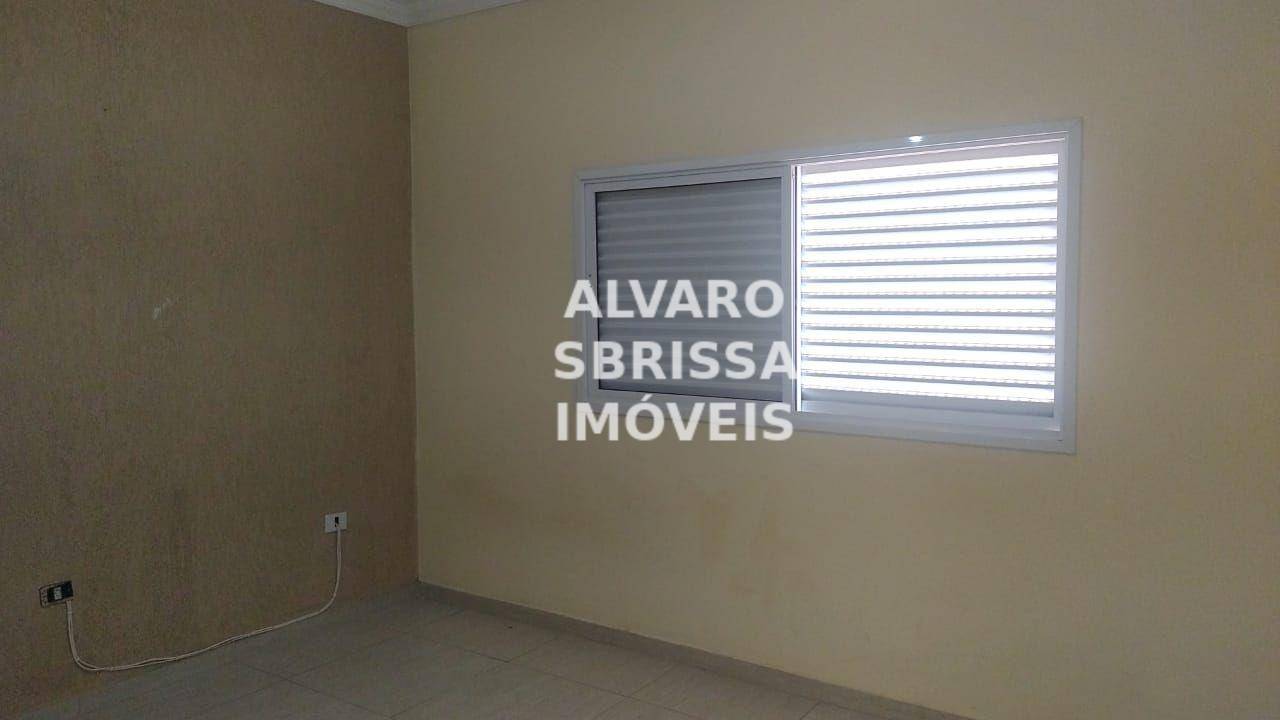 Casa à venda com 2 quartos, 120m² - Foto 8