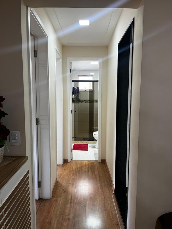 Apartamento à venda com 2 quartos, 60m² - Foto 4
