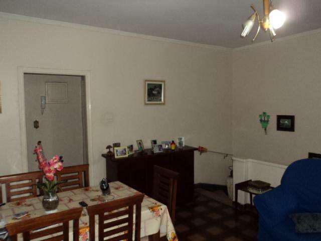 Apartamento à venda com 2 quartos, 75m² - Foto 11