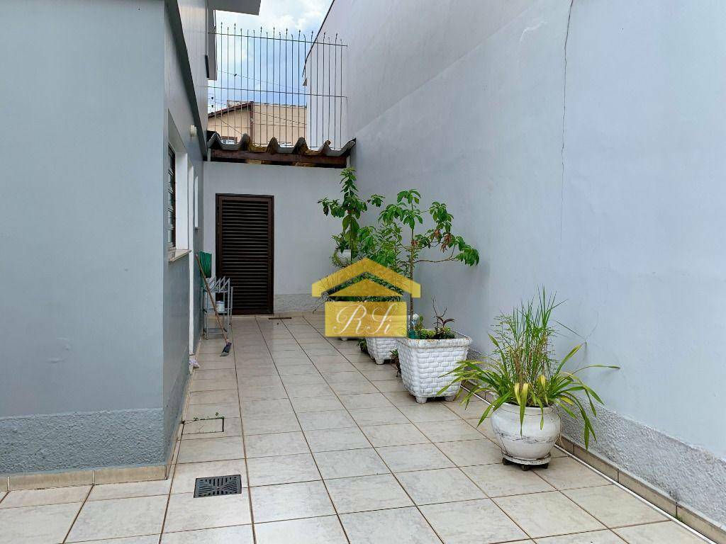 Sobrado à venda e aluguel com 3 quartos, 259m² - Foto 36