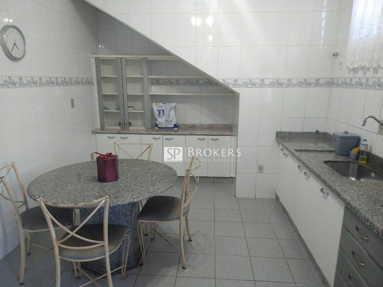 Sobrado à venda e aluguel com 4 quartos, 233m² - Foto 32