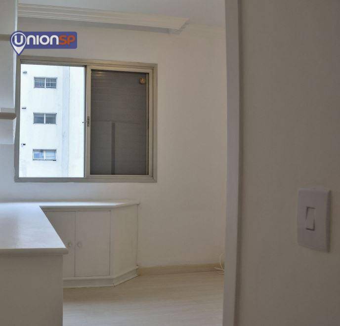 Apartamento à venda com 3 quartos, 107m² - Foto 4