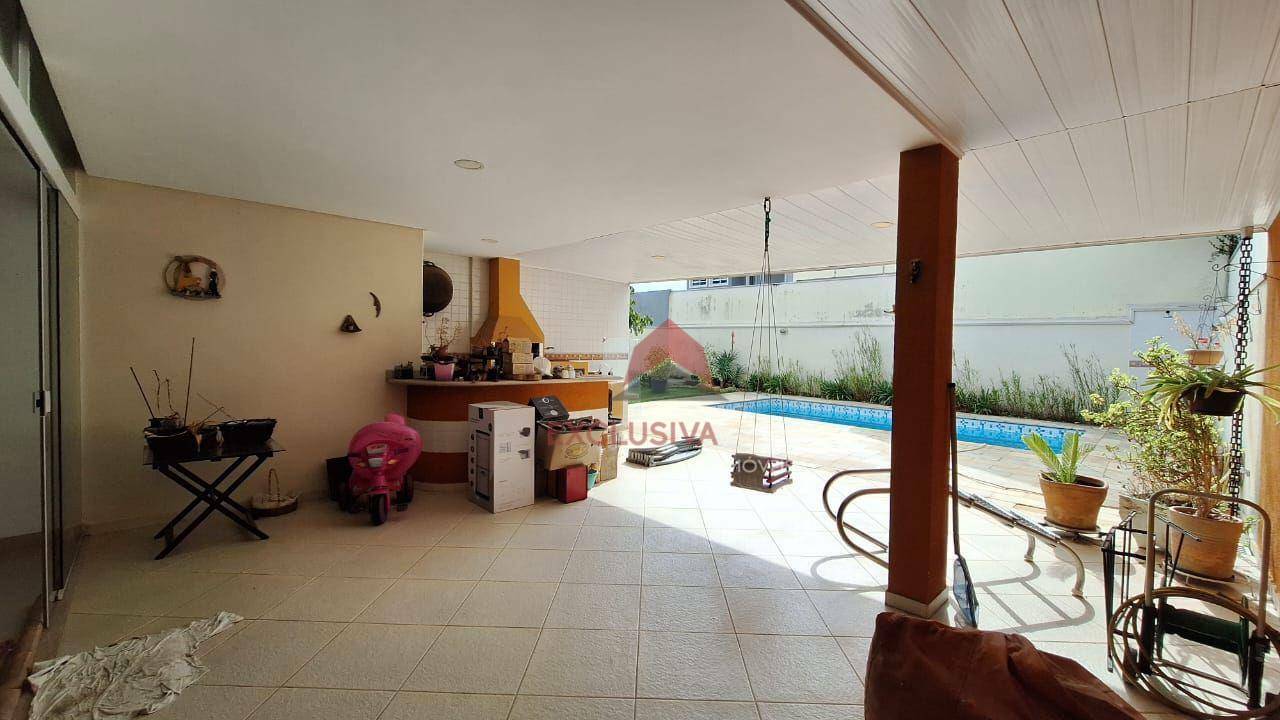 Casa de Condomínio à venda e aluguel com 4 quartos, 348m² - Foto 29