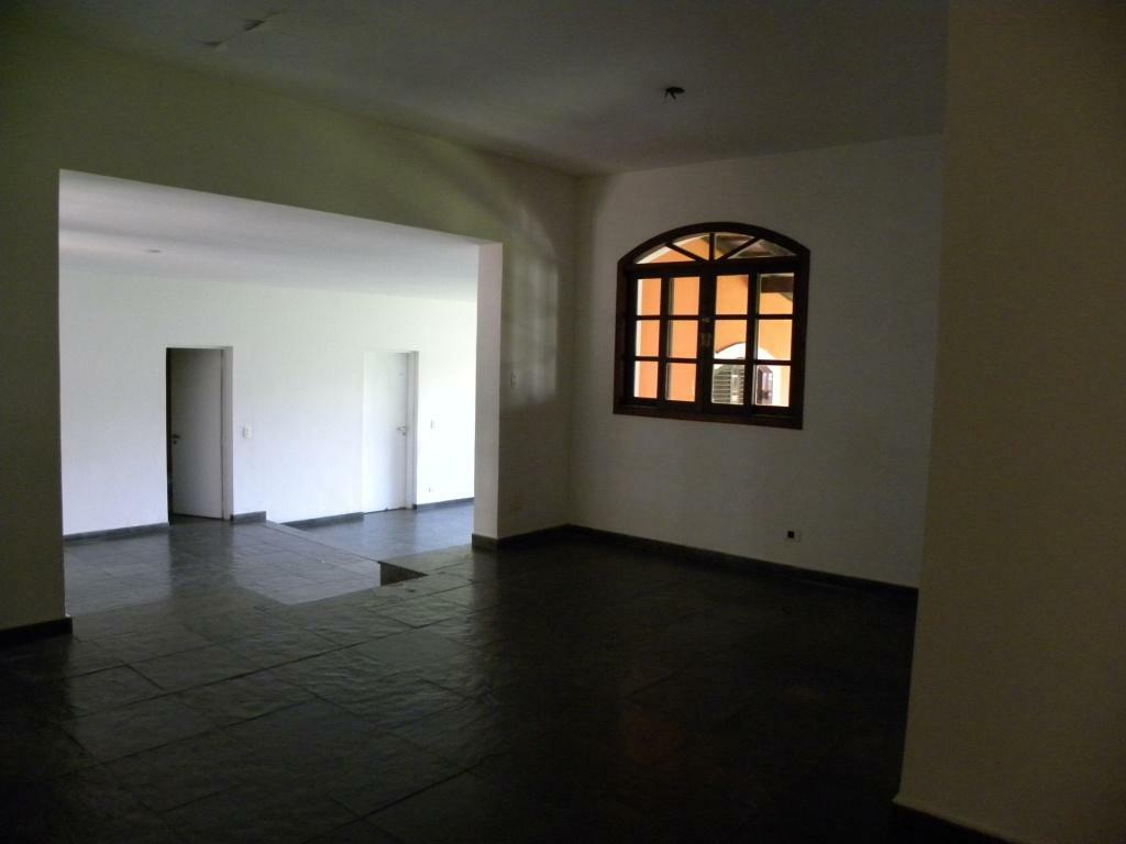 Casa de Condomínio para alugar com 3 quartos, 282m² - Foto 5